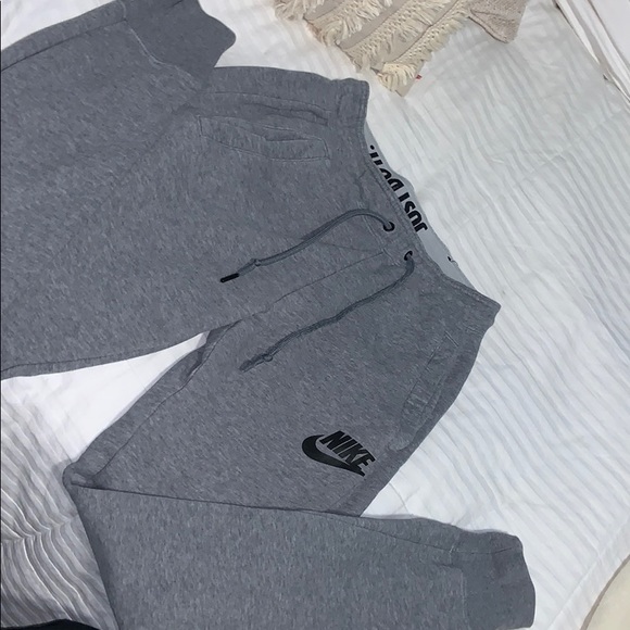 Nike Pants - Nike joggers